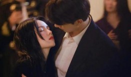 圈内人士爆料周也和檀健次,神秘恋情曝光，娱乐圈新CP引热议